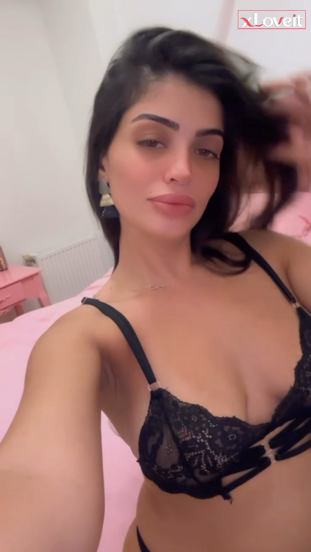 Dilşah Gülşah Çelik ifşa Sexy hatunun videolarını seyret