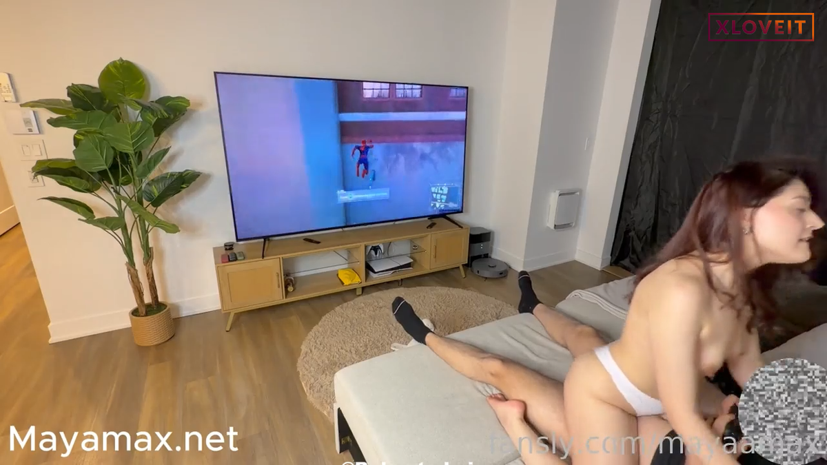 HD Porno film Mayamax spiderman oynayan manitaya siktirdi