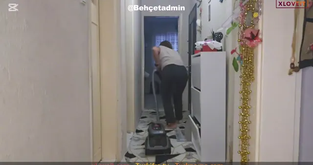 Gökçe Ersoy — Gökçe Ersoy ifşa nude Youtube katıl Part 13 · sahne 1