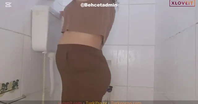 Gökçe Ersoy — Gökçe Ersoy ifşa nude Youtube katıl Part 22 · sahne 1