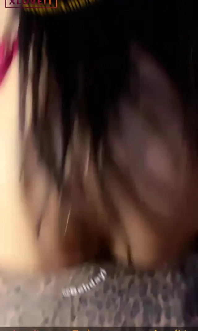 Kızlar — Orospu kızlar ifşa Tango Lina · sahne 3