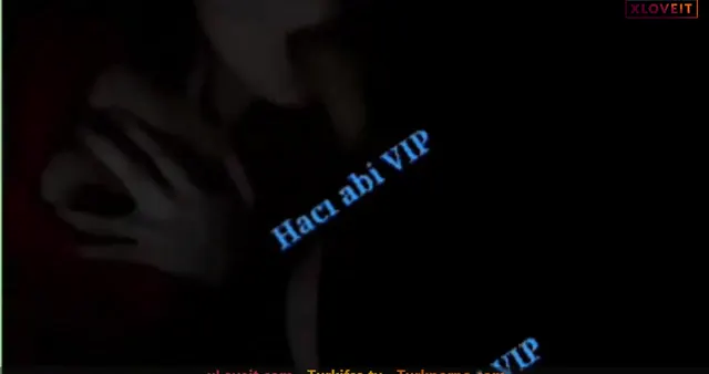 Sevişme — Sevişme Porno Sinsirella sakso çekip memelerini yalattı · sahne 1