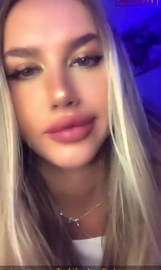 Tango Deniz — Tango Deniz ifşa Mini etekli canlı yayın seyret · sahne 3