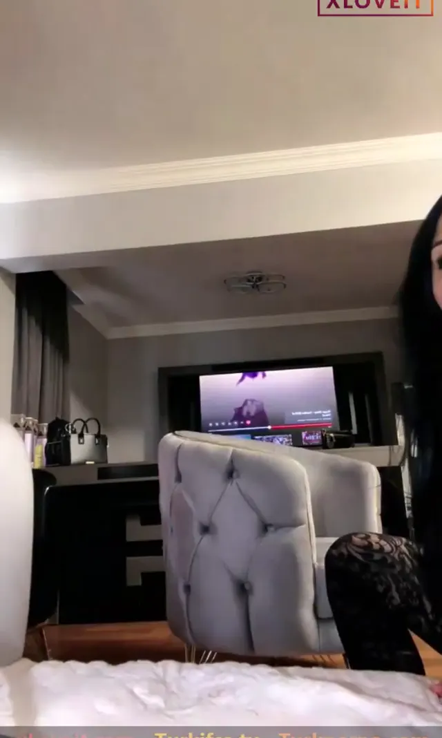 Tango Hande — Tango Hande ifşa Çakır gözlü at gibi hatundan yayın · sahne 3