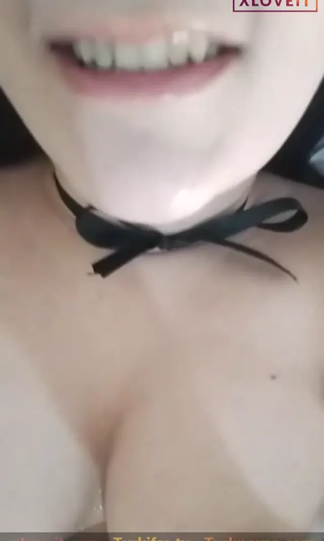 Kitana — Bigo Kitana ifşa Meme açıp amına vibratör soktu · sahne 3