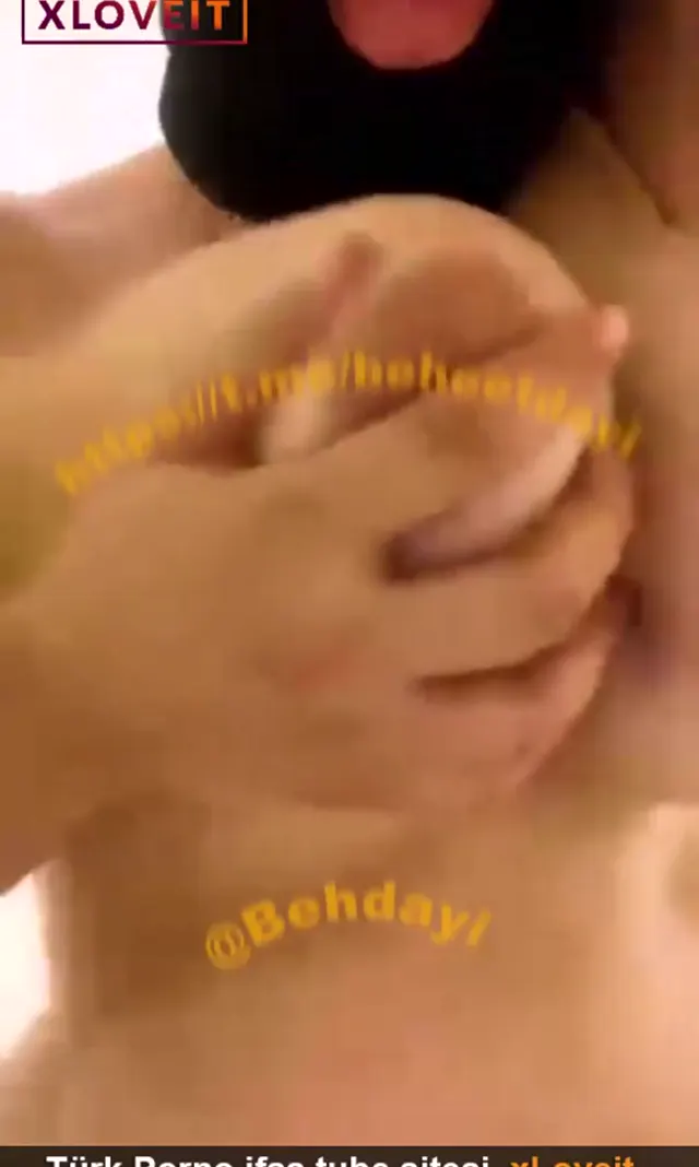 Tango Leyla — Tango Leyla porno canlı yayında sikiliyor · sahne 3