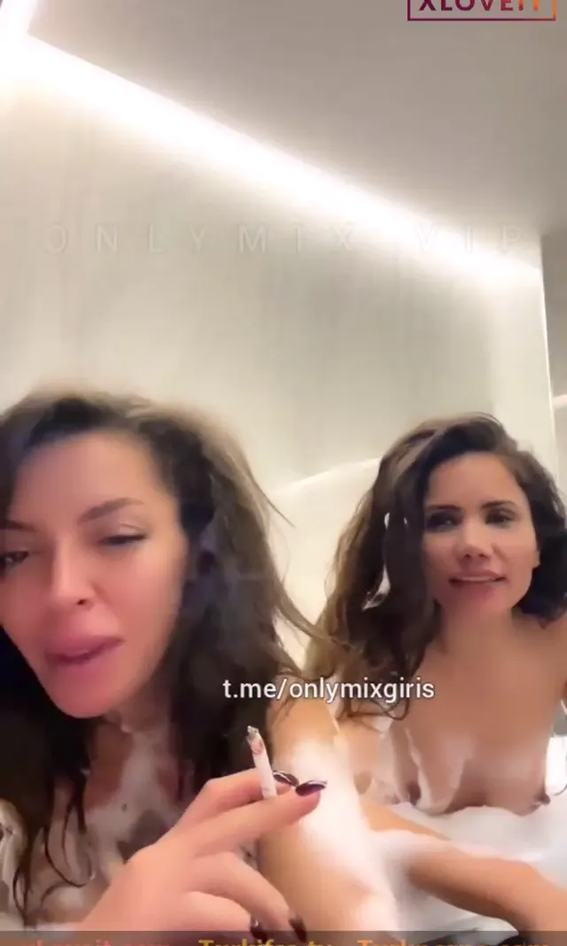 Tango Pole — Tango Pole ifşa 2 kız jakuziden nude yayın yaptı · sahne 2