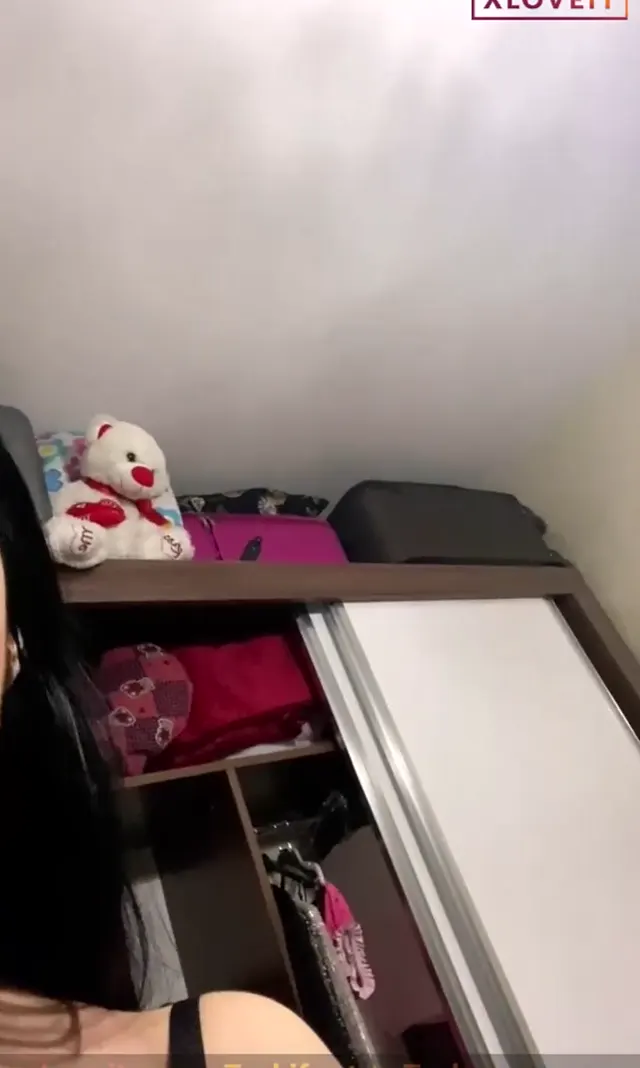 Tango Sia — Tango Sia ifşa Canlı yayında meme açtı · sahne 3