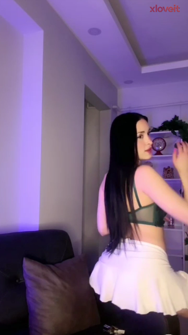 Pinkqueen ifşa HD mini etekli uzun yayın videosu