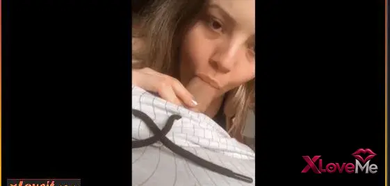 Üniversiteli Cansu sakso sonrası domalıp sikildi