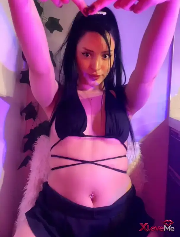 Teen — Cerenqueen ifşa genç kızın mini etekli yayını — Cerenqueen