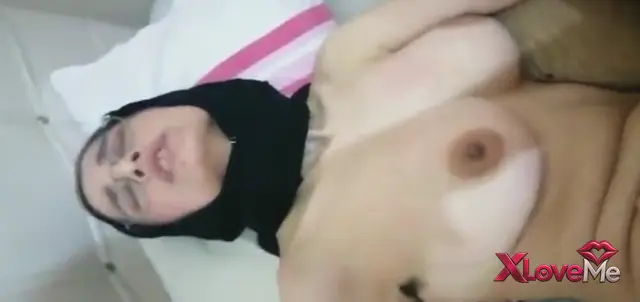 Türbanlı Porno — HijabPornQueen ifşa Türbanlı sevimden sex nude videolar — HijabPornQueen