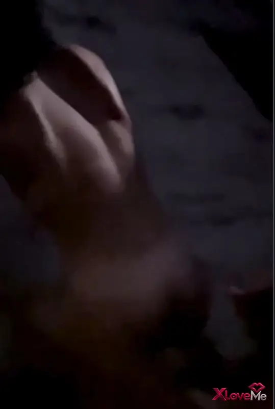 Amatör Porno — Cuckold Porno Hotwife Ceyda dostuna sikilirken kocası sırtına boşaldı — Hotwife Ceyda