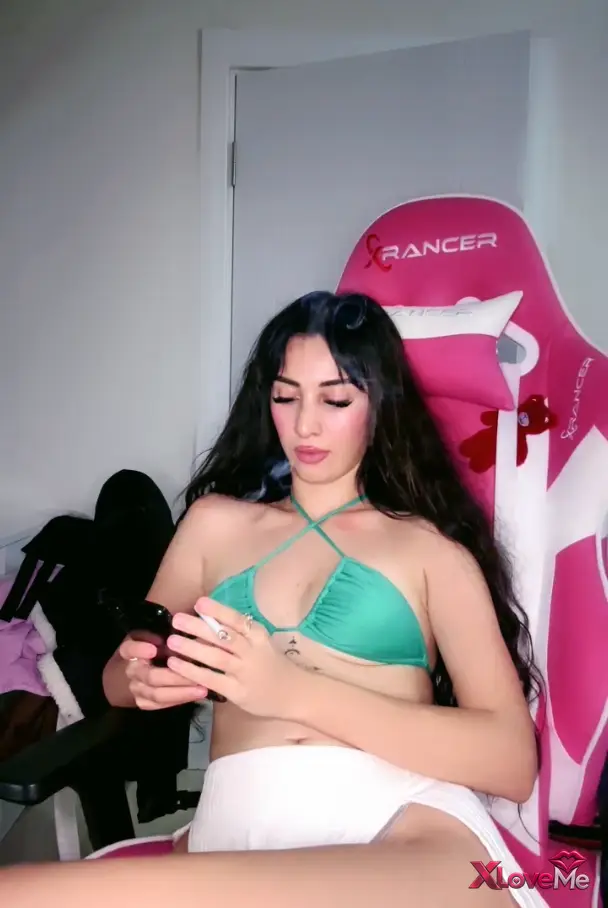 Işıl ifşa Seksi hatundna uzun yayın seyret — Işıl