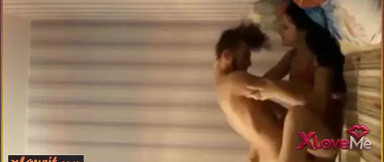 Amatör Porno — Kızın içine boşalıp kalıyor öyle