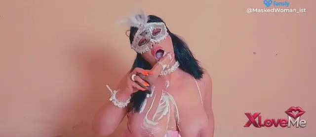 VIP ifşalar — Masked Woman ifşa Türk Fansly hatunu kremalı video çekti — Masked Woman