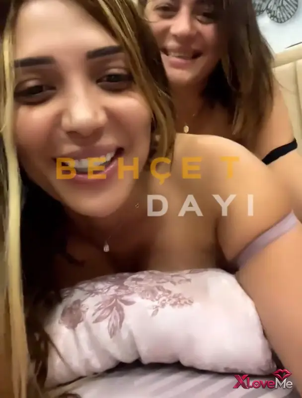 Tango Yayınları — Meley ifşa 2 azgın kaşarın canlı yayınını seyret
