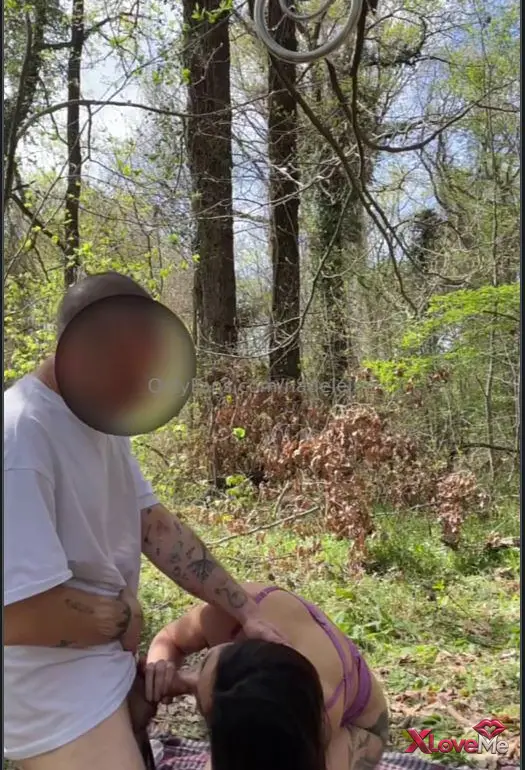 Amatör Porno — Ormanda Porno Amını yaladıktan sonra domaltıp sikti — Nadeleine