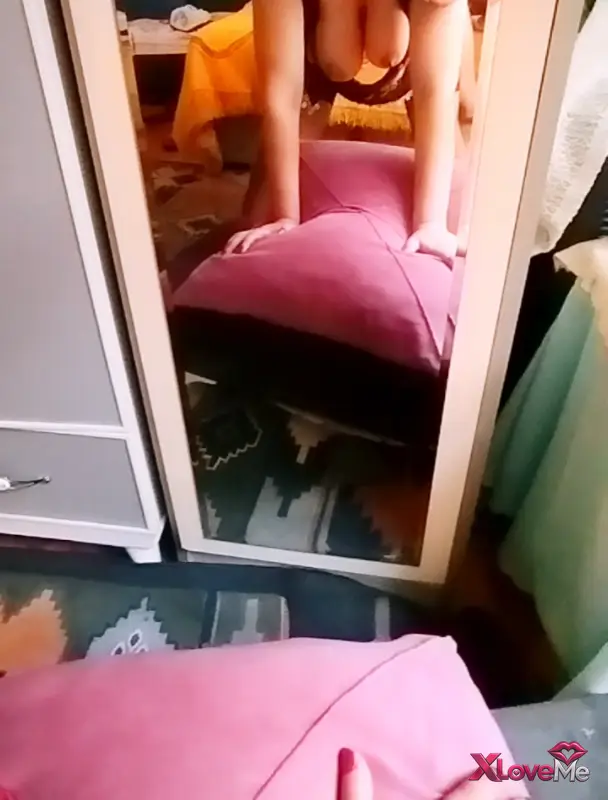 Sikiş Video — Olgun kadını gözleri bağlı aynaya karşı sikti