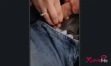 Amatör Porno — Sakso izle Arabada ağzına alıyor sarı kaşar