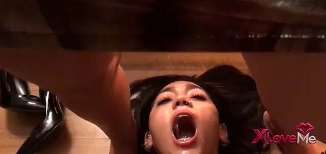 Porno Film — işemeli porno Serena Karakoyun Ağzına işettirdi — Serena Karakoyun