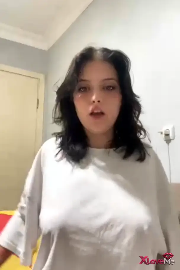 Tango Süt ifşa Kısa boylu kızdan video seyret