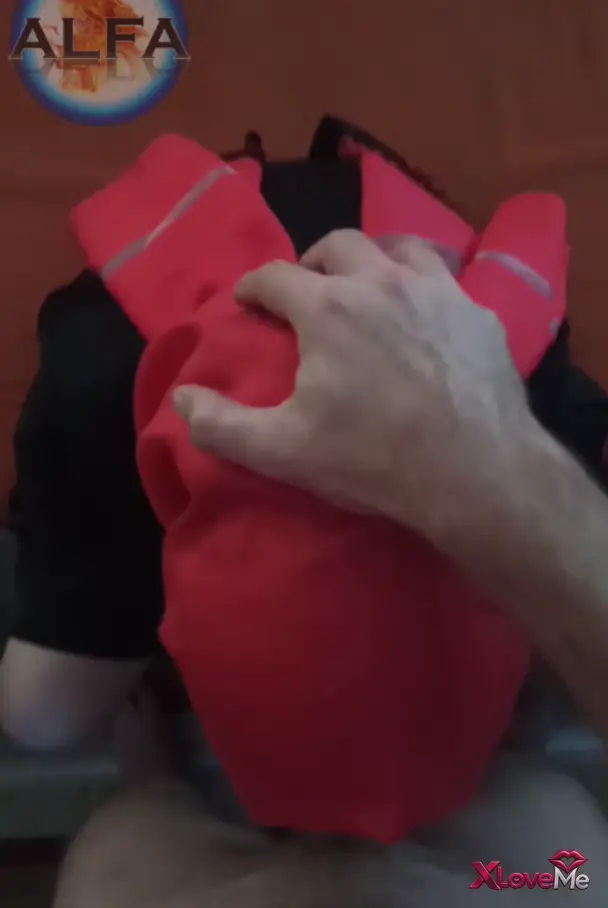 Amatör Porno — Türbanlı Sakso Alfa Erkek yine sikko bir video çekmiş — Alfa Erkek