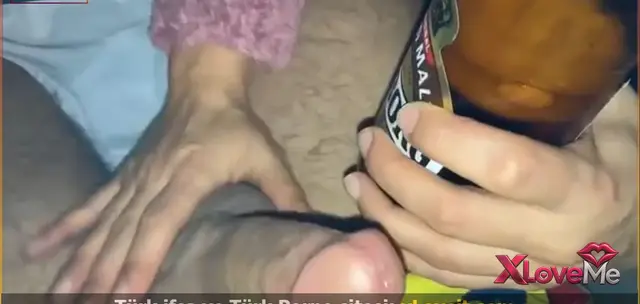 Türbanlı Sakso arabada Fenerli elemana