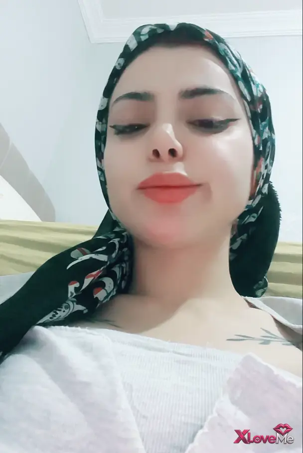 Tesettürlü — Türk Türbanlı ifşa Ponçik özlem video Part 6 — Ponçik Özlem