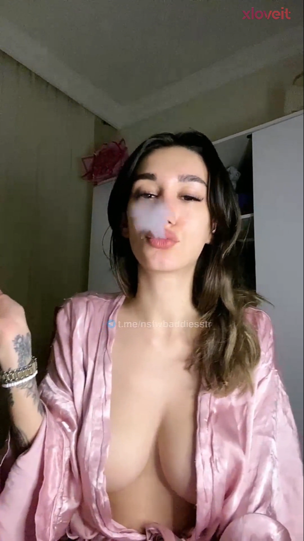 Tango irem ifşa HD Harika meme dekolteli yayını
