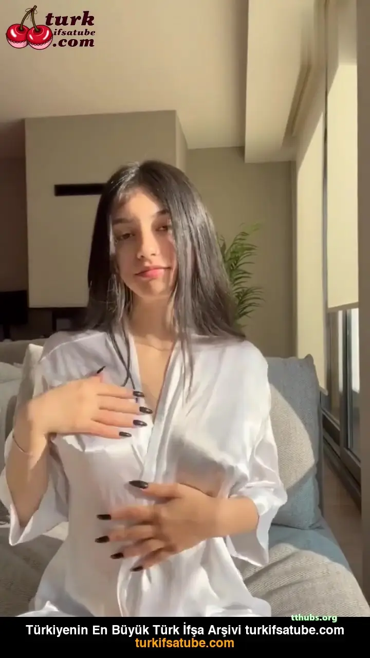 Alya Vuralin Twitterda Yayinlanan Nu Intikami — Türk ifşa